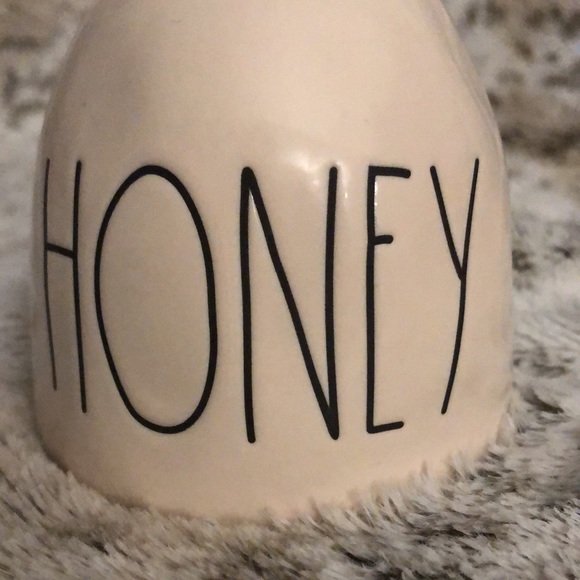 Rae Dunn Honey Pot with Wooden Dipper. - Picture 5 of 6